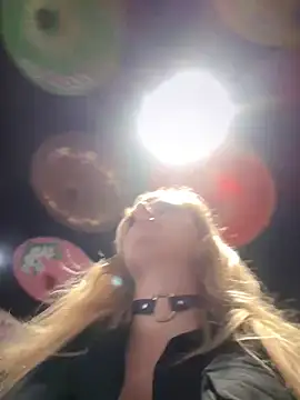 Snapshot of Betsy chatting on 12.21.24 Betsy online show from 12.21.24