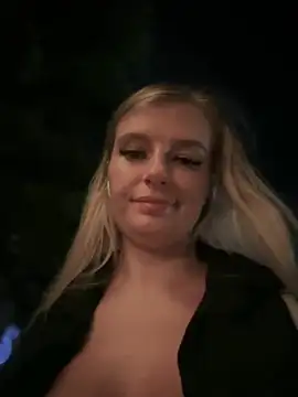 Snapshot of Betsy chatting on 01.13.25 Betsy online show from 01.13.25