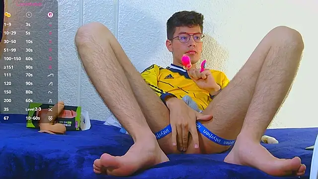Snapshot of nicolatinboy chatting on 06.17.26 nicolatinboy online show from 06.17.26