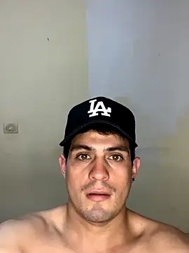 Snapshot of williamsmiiths16 chatting on 12.03.25 williamsmiiths16 online show from 12.03.25