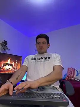 williamsmiiths16 online show from 04.23.26