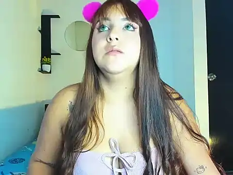 Snapshot of Yessica_rabbit19 chatting on 12.04.25 Yessica rabbit19 online show from 12.04.25