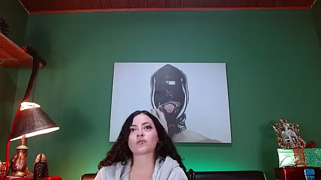 LunaTikka online show from 12.20.25