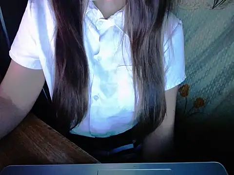 Snapshot of maian_love chatting on 07.16.26 maian love online show from 07.16.26