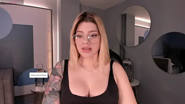 MadisonKane online show from 04.28.26