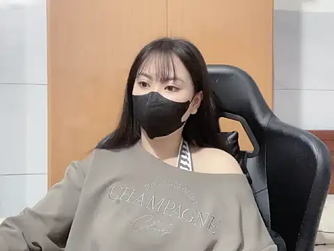 Amelica0799 online show from 12.19.25