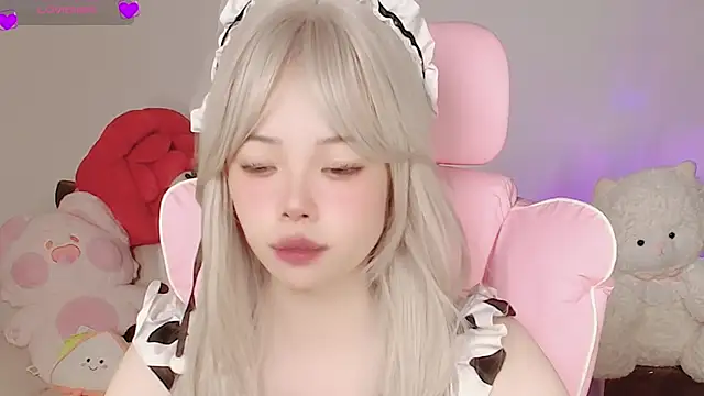 Snapshot of Miyeoonn chatting on 06.16.26 Miyeoonn online show from 06.16.26