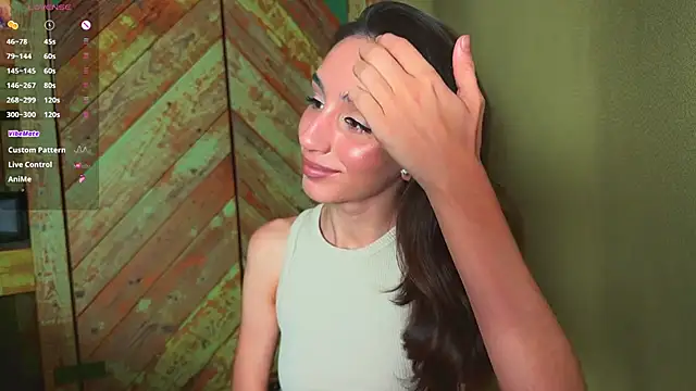 Snapshot of Elizwise chatting on 02.05.26 Elizwise online show from 02.05.26