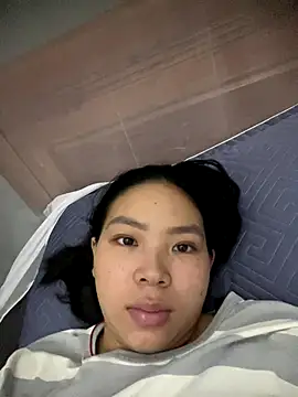 Snapshot of muutoo chatting on 12.14.25 muutoo online show from 12.14.25