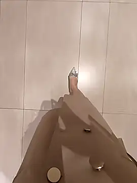 Snapshot of Baby-Linh chatting on 03.11.26 Baby-Linh online show from 03.11.26