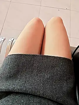 Snapshot of Baby-Linh chatting on 03.28.26 Baby-Linh online show from 03.28.26