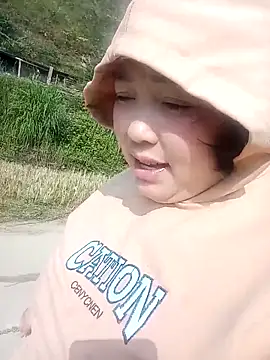 sary-hot2x online show from 12.19.25