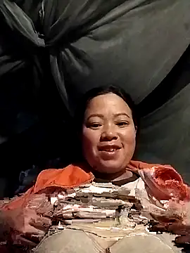 Snapshot of AlilaK2 chatting on 12.03.25 AlilaK2 online show from 12.03.25