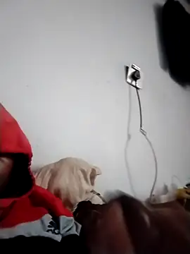 Snapshot of Bigdick-dude chatting on 12.04.25 Bigdick-dude online show from 12.04.25