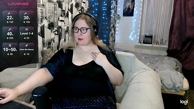 SecretGodnes online show from 12.22.25