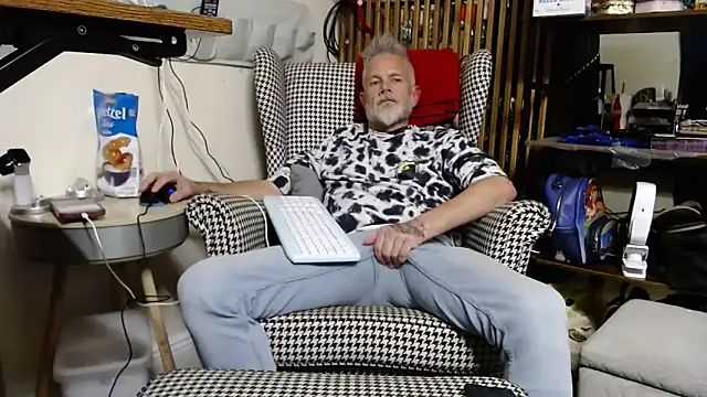 Snapshot of FeNyx_Flayme chatting on 02.03.26 FeNyx Flayme online show from 02.03.26