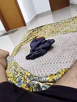 Snapshot of BoyMuslimTelugu chatting on 12.14.25 BoyMuslimTelugu online show from 12.14.25