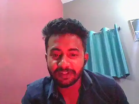 Snapshot of chutlhunter chatting on 12.13.25 chutlhunter online show from 12.13.25