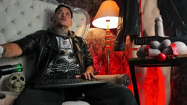 AlecBanne online show from 04.21.26