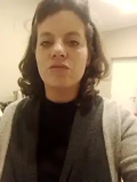 Snapshot of bambolinablu chatting on 12.20.25 bambolinablu online show from 12.20.25