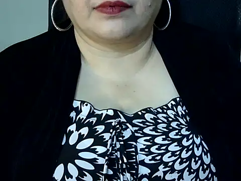 Soniya Sha online show from 03.14.26