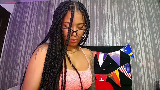 Elizabetth Roman online show from 06.16.26