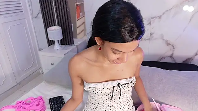 BellaHarpeer online show from 07.30.26
