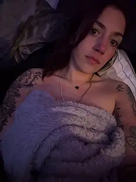 Snapshot of A_LEE_88 chatting on 12.05.25 A LEE 88 online show from 12.05.25