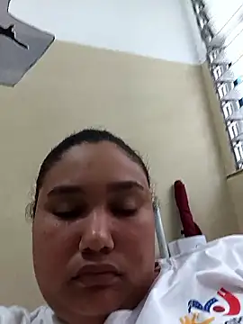 Snapshot of VaneandRossy chatting on 01.14.26 VaneandRossy online show from 01.14.26