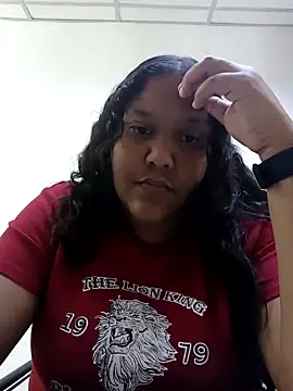 Snapshot of VaneandRossy chatting on 02.28.26 VaneandRossy online show from 02.28.26