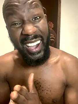 Snapshot of goldenshower2451 chatting on 12.13.25 goldenshower2451 online show from 12.13.25