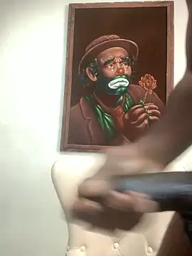 Snapshot of goldenshower2451 chatting on 12.14.25 goldenshower2451 online show from 12.14.25