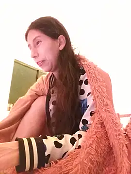 Snapshot of MoonLipsON- chatting on 05.29.26 MoonLipsON- online show from 05.29.26
