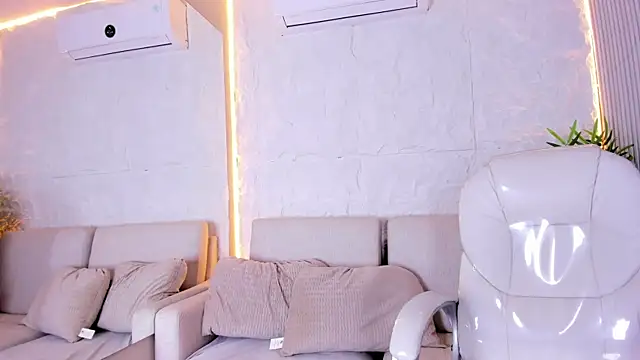 MarelynSummer online show from 05.12.26