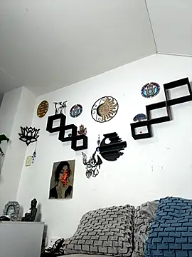 TheAlejandroDolls2 online show from 12.17.25