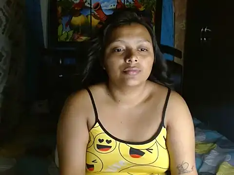 Snapshot of caro_lil chatting on 02.26.26 caro lil online show from 02.26.26