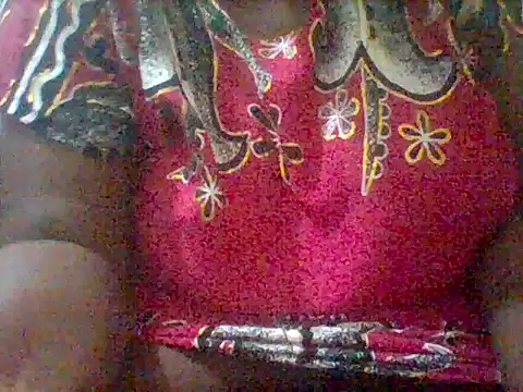 Snapshot of Thand03 chatting on 03.09.26 Thand03 online show from 03.09.26