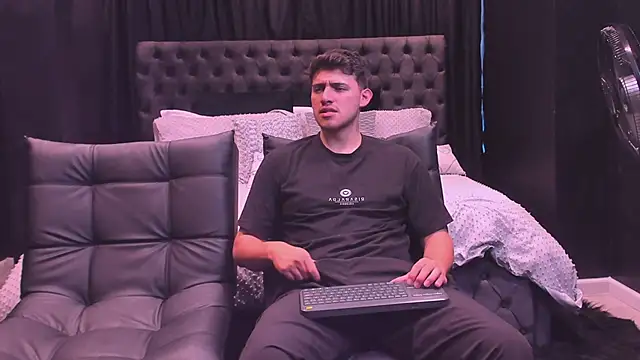 big  friends online show from 04.25.26