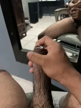 Snapshot of Isaackals chatting on 04.15.26 Isaackals online show from 04.15.26