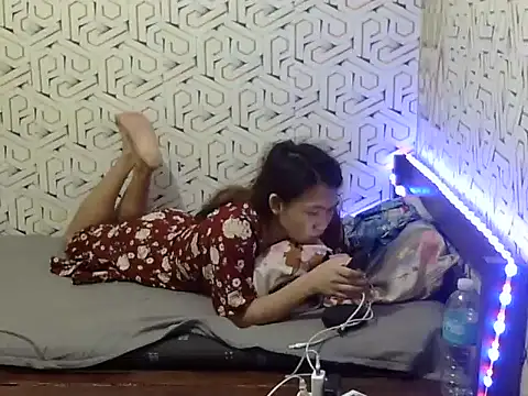 luna love bitex online show from 04.14.26