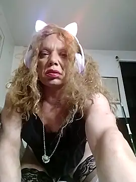 Snapshot of rexcumhrd chatting on 12.05.25 rexcumhrd online show from 12.05.25