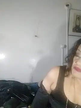 Snapshot of rexcumhrd chatting on 12.18.25 rexcumhrd online show from 12.18.25