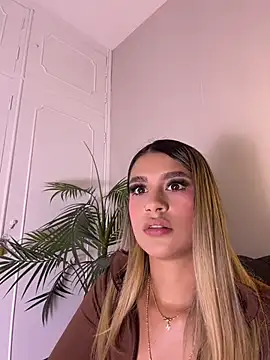 Sophie-velvet online show from 07.29.26