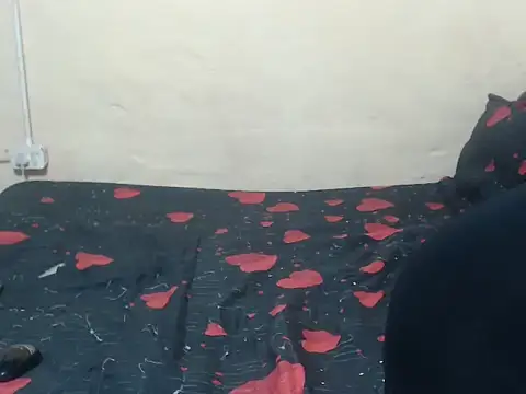 Phoenix Curvelicious online show from 03.12.26