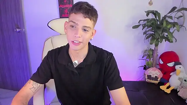 Snapshot of Jasson___ chatting on 04.01.26 Jasson online show from 04.01.26