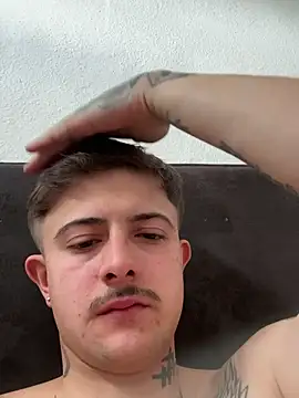 Snapshot of Jason_offizell chatting on 04.09.26 Jason offizell online show from 04.09.26