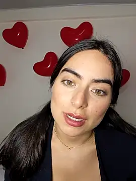 saasha Petit online show from 02.15.26