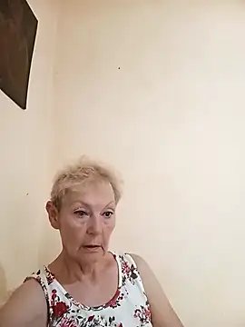 Snapshot of Calypso-Loove chatting on 06.26.26 Calypso-Loove online show from 06.26.26