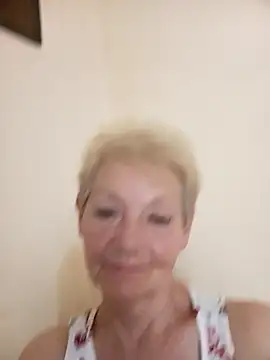Snapshot of Calypso-Loove chatting on 06.27.26 Calypso-Loove online show from 06.27.26