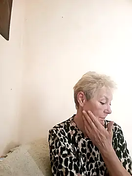 Snapshot of Calypso-Loove chatting on 07.02.26 Calypso-Loove online show from 07.02.26